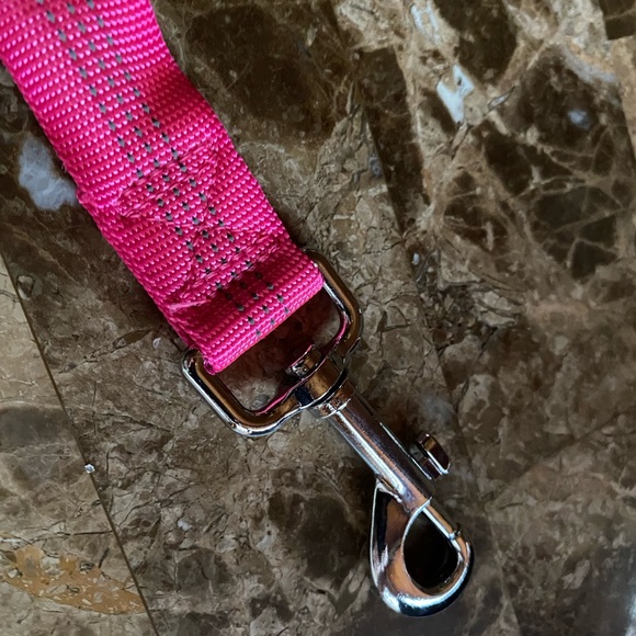 NWOT Petzana dog leash extender. - Picture 3 of 5